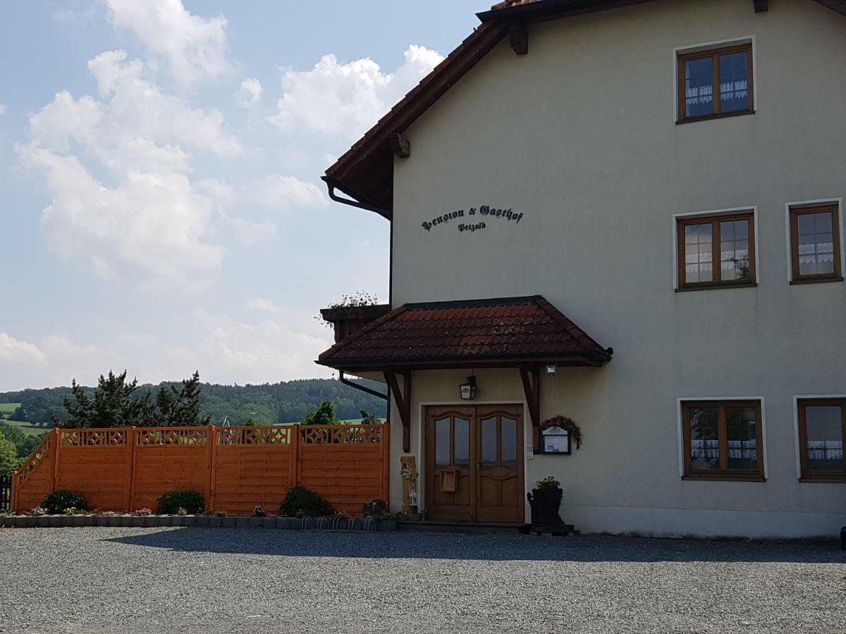 Pension Und Bauernhof Petzold Hotel ไกรซ์ ภายนอก รูปภาพ